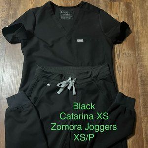 FIGS - BLACK - XS